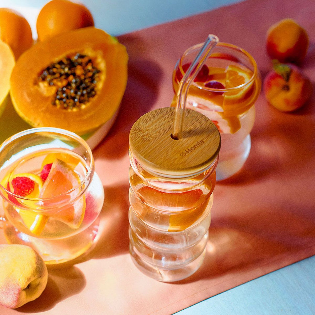 Szklanka BUBBLY SUMMER z bambusową pokrywką i szklaną słomką 0,45 l