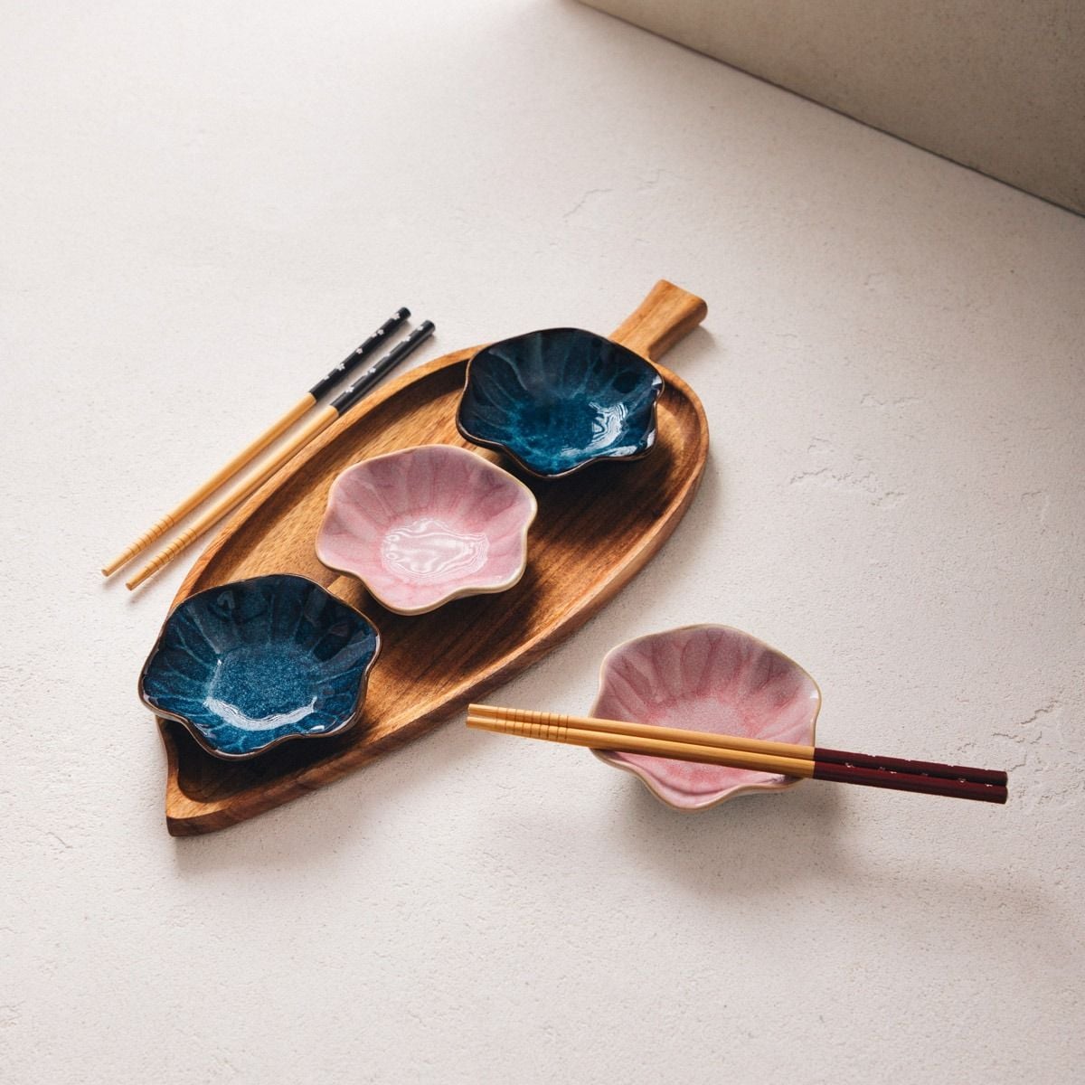 Zestaw SAKURA do sushi różowy w kształcie kwiatka 6 el.