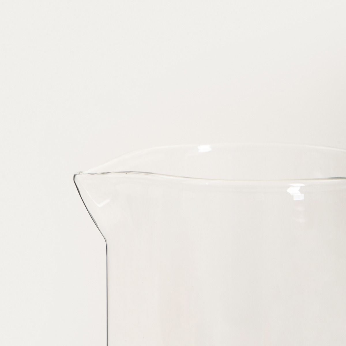 Dzbanek FLUFF z dmuchaną rączką 2,7 l